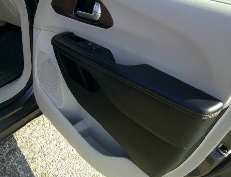 2017 Chrysler Pacifica LX