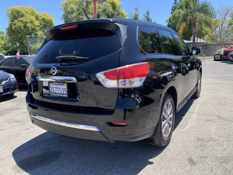 2014 Nissan Pathfinder S