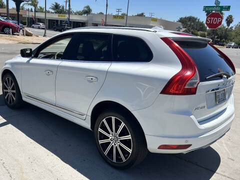 2016 Volvo XC60 T5 Drive-E Premier
