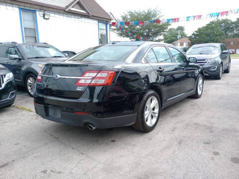 2016 Ford Taurus SEL