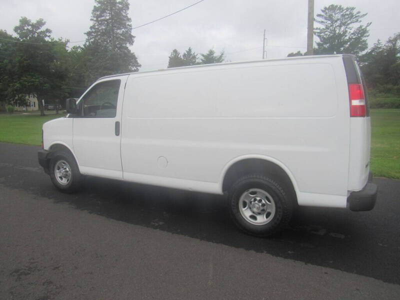 2017 Chevrolet Express 2500