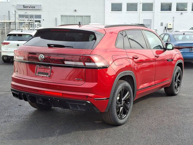 2025 Volkswagen Atlas Cross Sport SEL R-Line Black 4Motion