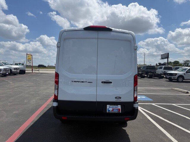 2026 Ford Transit 250