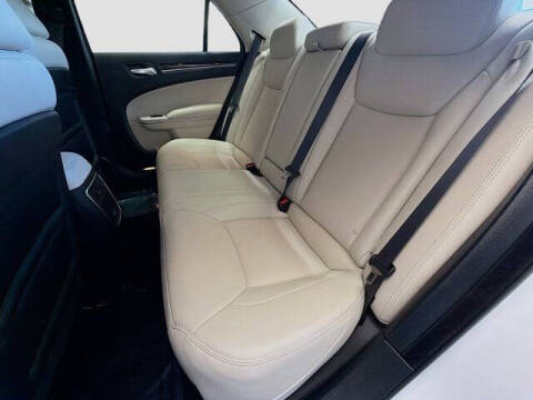 2023 Chrysler 300 Touring L