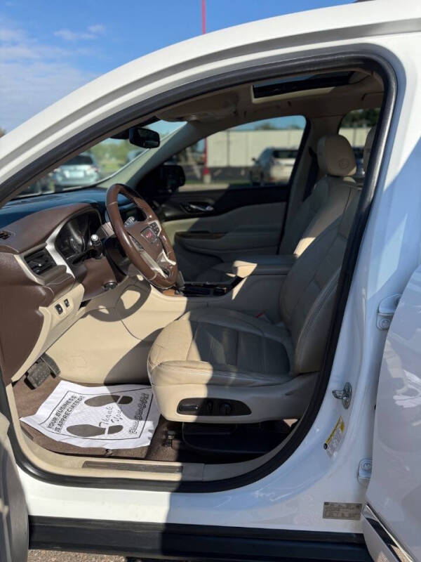 2017 GMC Acadia Denali