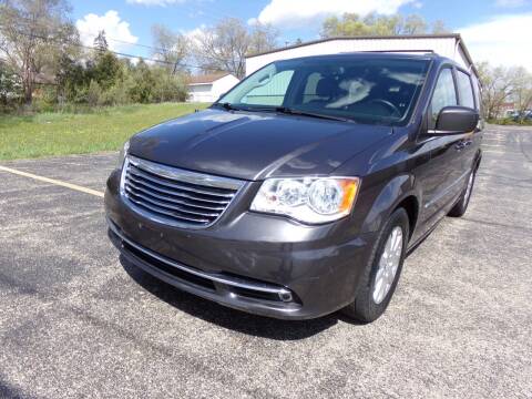 2016 Chrysler Town and Country for sale at Rose Auto Sales & Motorsports Inc in McHenry IL