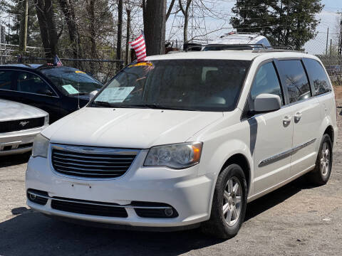 2013 Chrysler Town and Country for sale at TEAM AUTO SALES in Atlanta GA