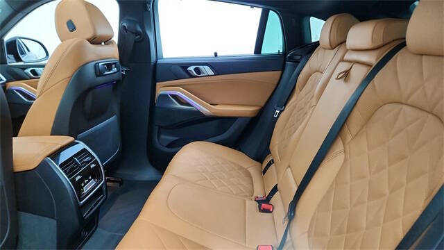 2023 BMW X6 xDrive40i