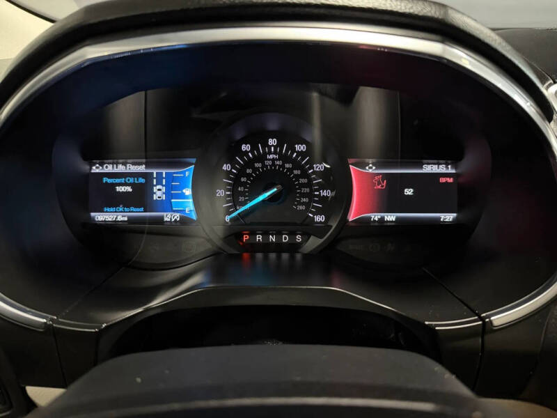 2020 Ford Edge Titanium