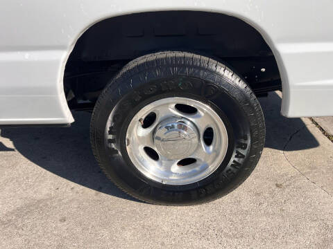 2014 Ford E-Series E-250