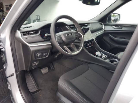 2024 Jeep Grand Cherokee Laredo X