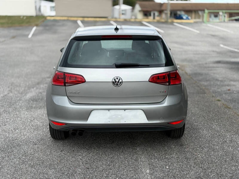 2017 Volkswagen Golf TSI S