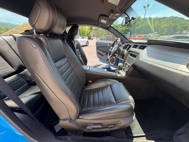 2010 Ford Mustang V6 Premium