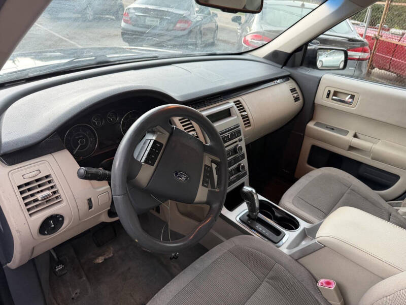 2009 Ford Flex SE
