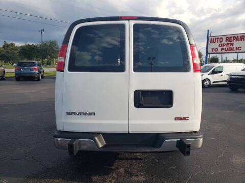2020 GMC Savana 2500