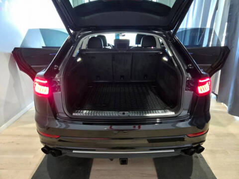 2020 Audi Q8 quattro Prestige 55 TFSI