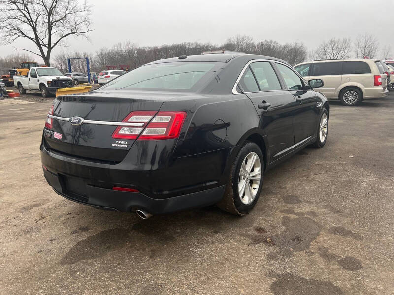 2013 Ford Taurus SEL