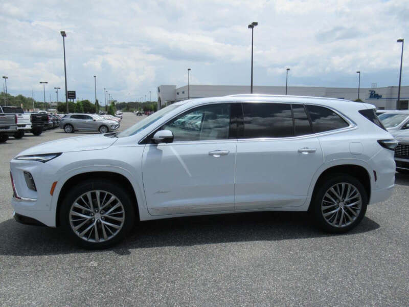 2026 Buick Enclave Avenir