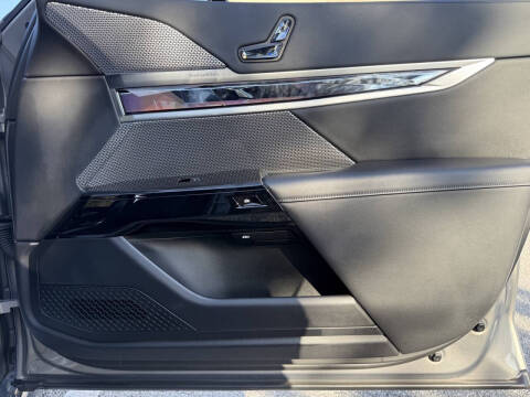 2024 BMW i7 eDrive50