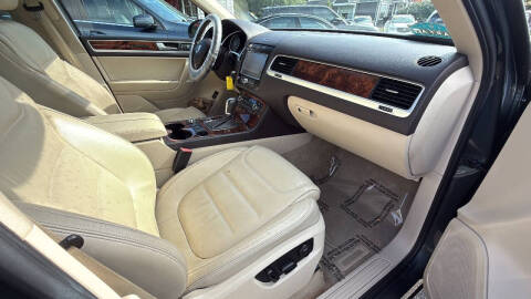 2012 Volkswagen Touareg