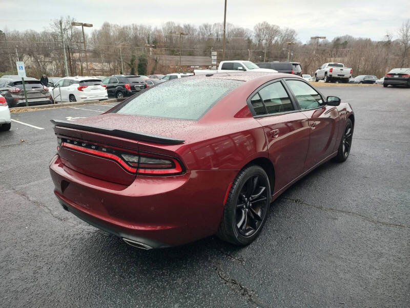 2018 Dodge Charger SXT