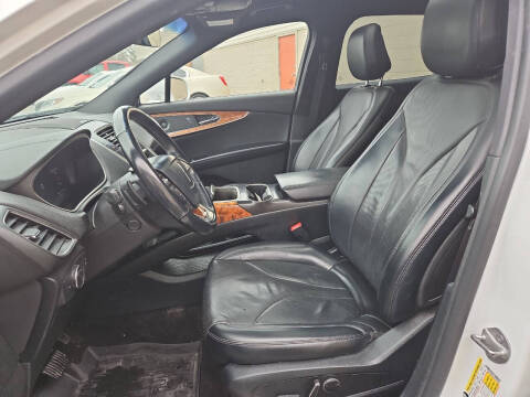 2020 Lincoln Nautilus Reserve