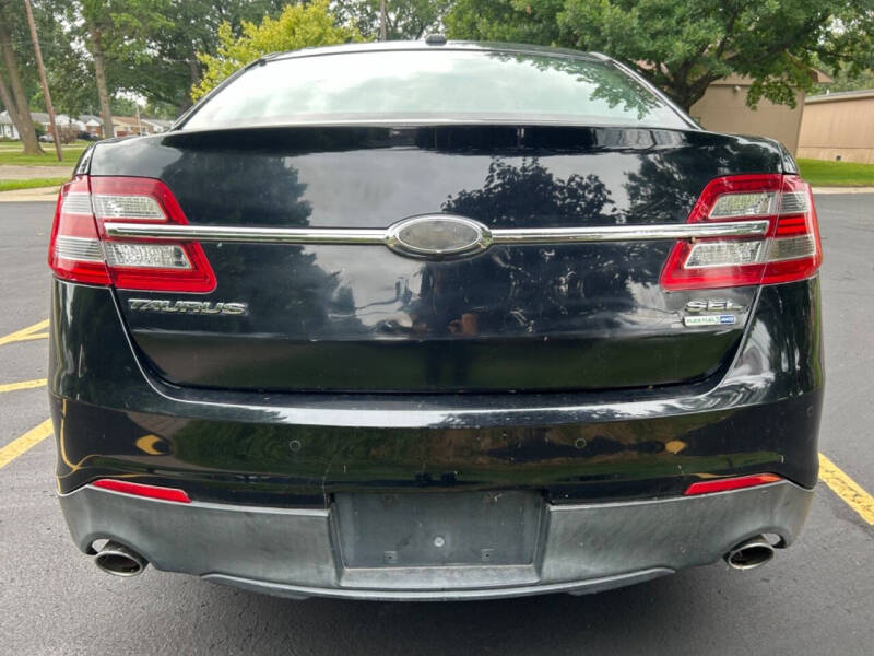 2016 Ford Taurus SEL