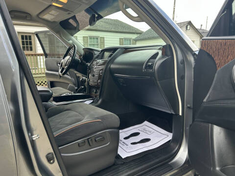 2017 Nissan Armada SV