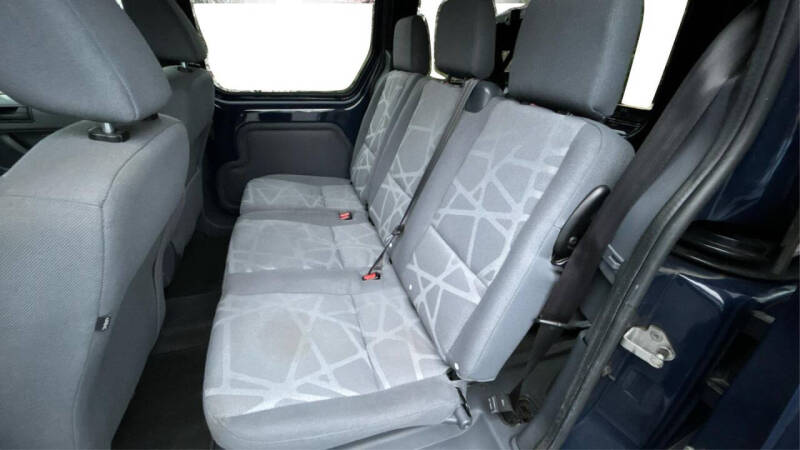 2011 Ford Transit Connect XLT Premium