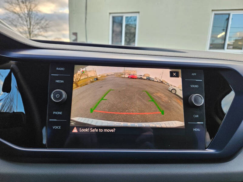 2022 Volkswagen Taos SE 4Motion