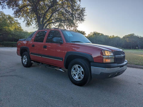 2004 Chevrolet Avalanche for sale at Crypto Autos of Tx in San Antonio TX