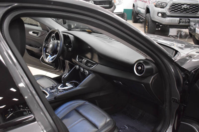 2021 Alfa Romeo Giulia Sprint