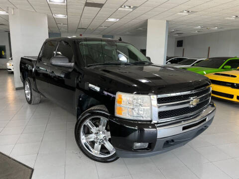 2011 Chevrolet Silverado 1500 for sale at Auto Mall of Springfield in Springfield IL