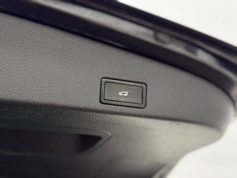 2012 Volkswagen Touareg Hybrid