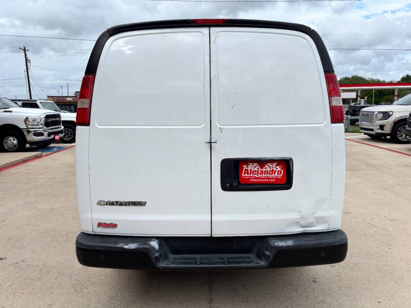 2017 Chevrolet Express 2500