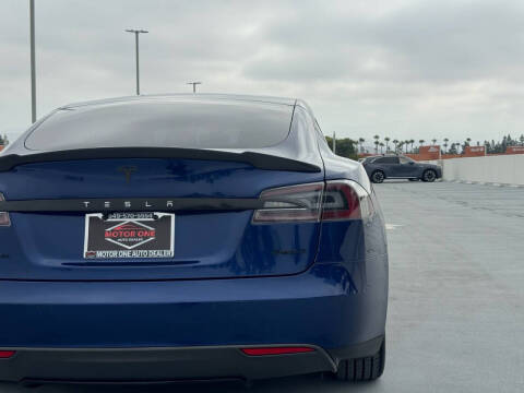2015 Tesla Model S P85D