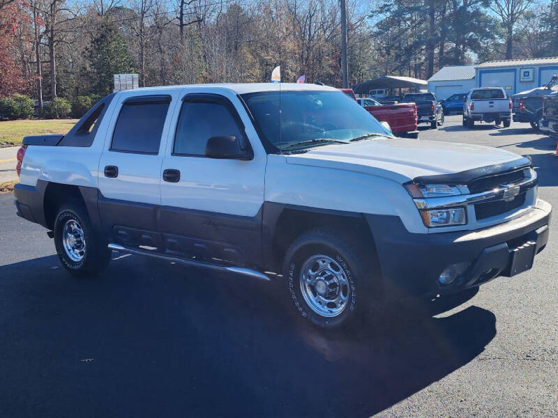 2005 Chevrolet Avalanche 2500 LS