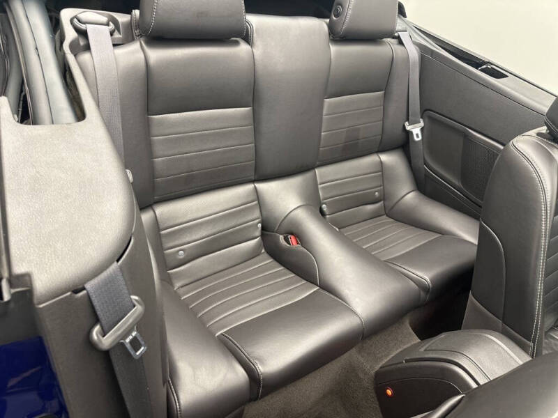 2013 Ford Mustang V6 Premium