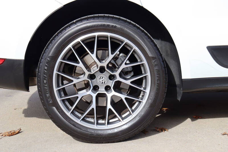 2017 Porsche Macan S