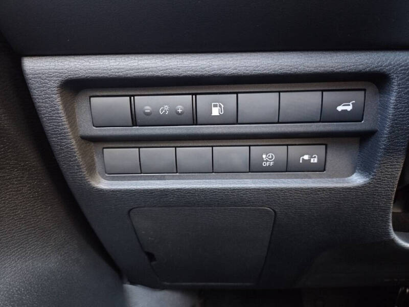 2025 Mitsubishi Outlander PHEV SE