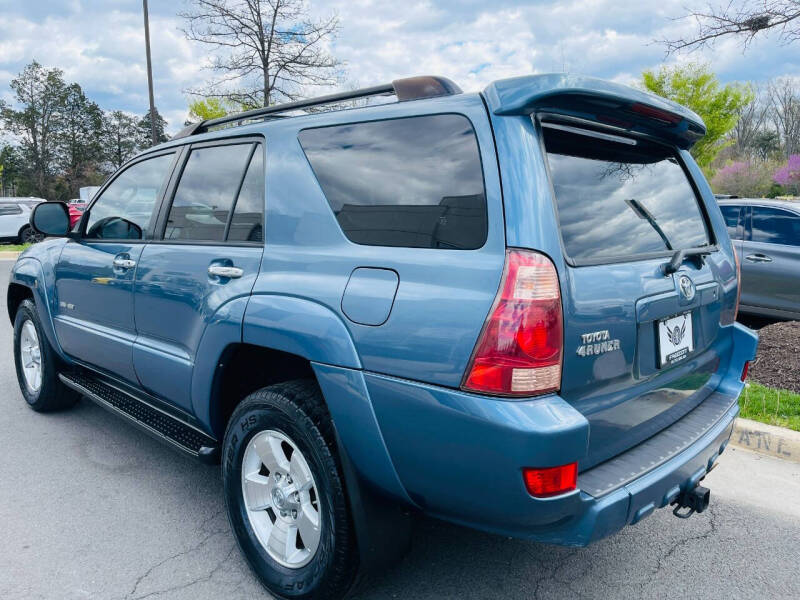 2005 Toyota 4Runner SR5 photo 10