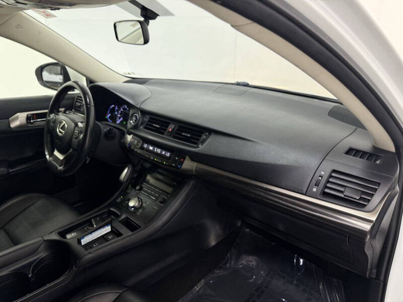 2014 Lexus CT 200h