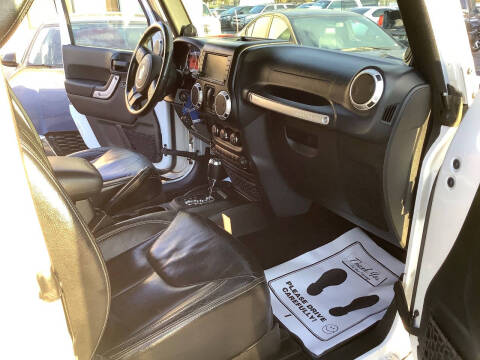 2013 Jeep Wrangler Sahara