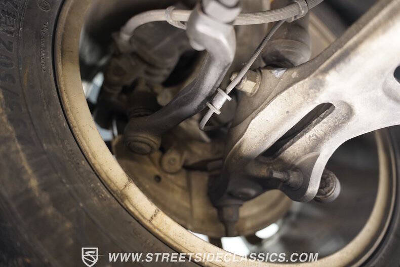 2004 Ford Thunderbird Deluxe