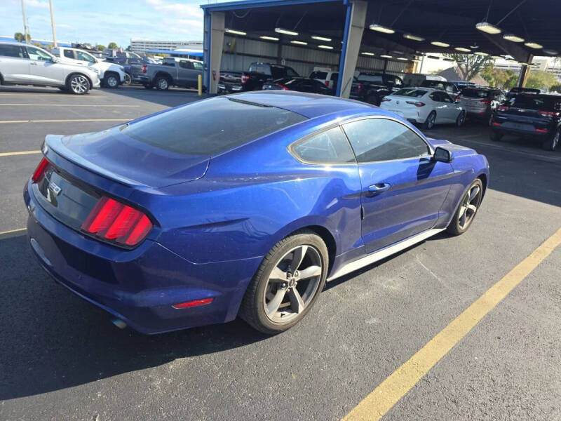 2015 Ford Mustang V6
