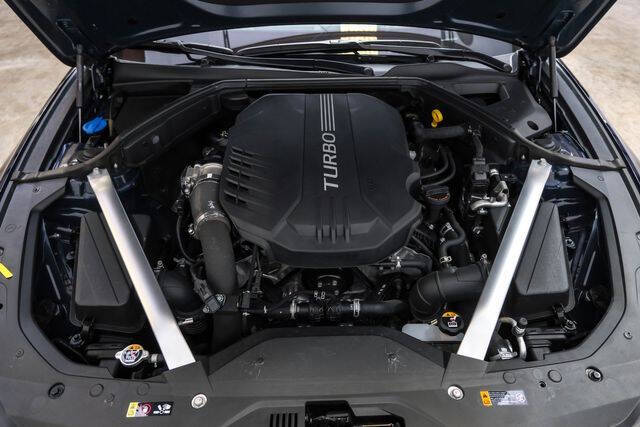 2023 Genesis G70