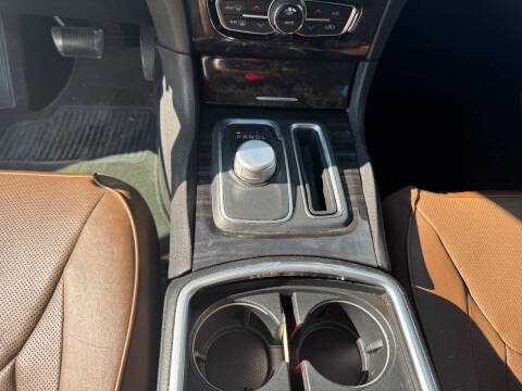 2018 Chrysler 300 Limited