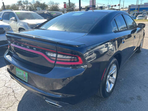2015 Dodge Charger SE