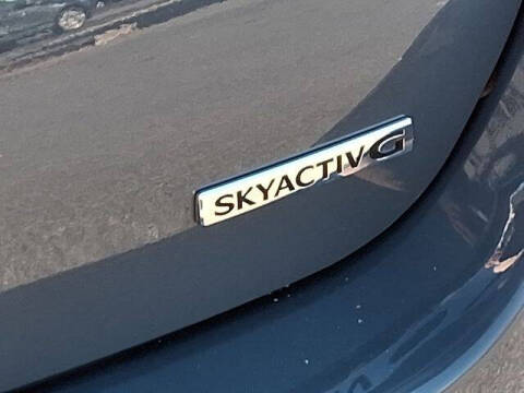 2025 Mazda Mazda3 Sedan 2.5 S Carbon Edition