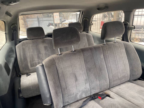 1992 Toyota Previa LE